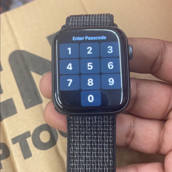 Apple Watch series 5 w/ screen protector & Nike band. - Picture 2 of 2